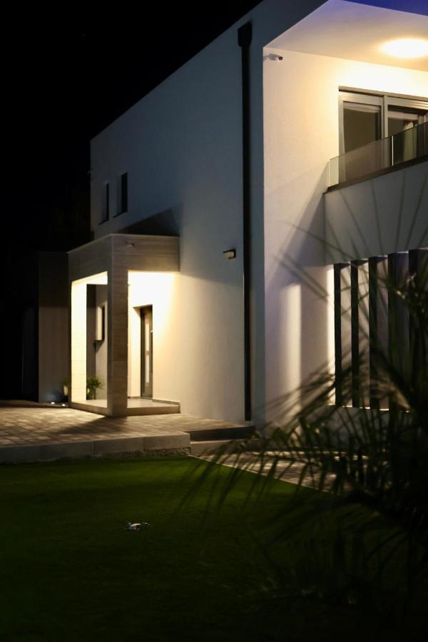 Villa Mila Vrsi Exterior photo